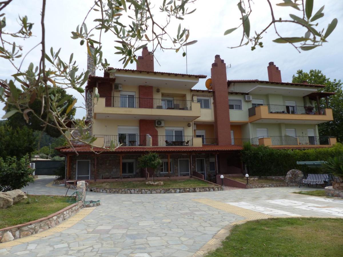 Makis Nest Apart-Hotel Βουρβουρού Εξωτερικό φωτογραφία